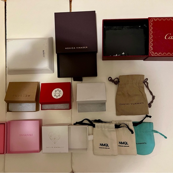 Jewelry boxes include Cartier, j crew plate, pouches of many brands New - Picture 2 of 6